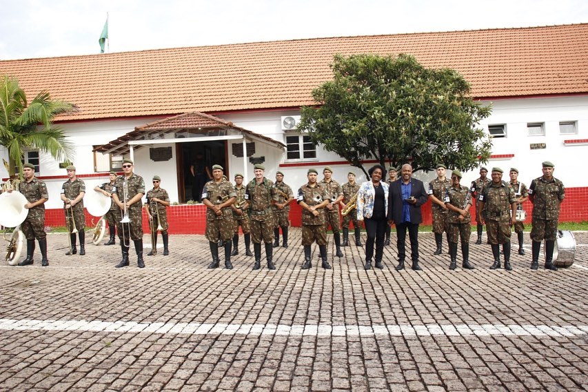 Exército Brasileiro - #PreparoConstante 3º Regimento de #Cavalaria de  Guarda realiza treinamentos para as Operações de Garantia da Lei e da Ordem  (GLO), em Porto Alegre-RS. #BraçoForte #Cavalaria